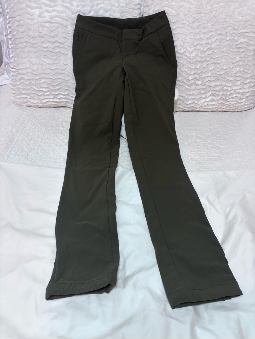 Athleta Wander Olive Green Stretch Pants Size 0